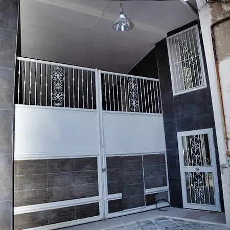 Charming In With Free Parking 35m² Apartment